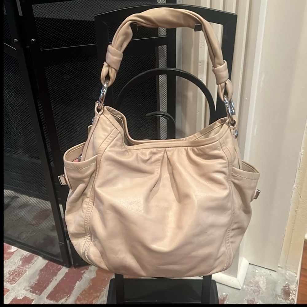 Tan/Coach leather purse